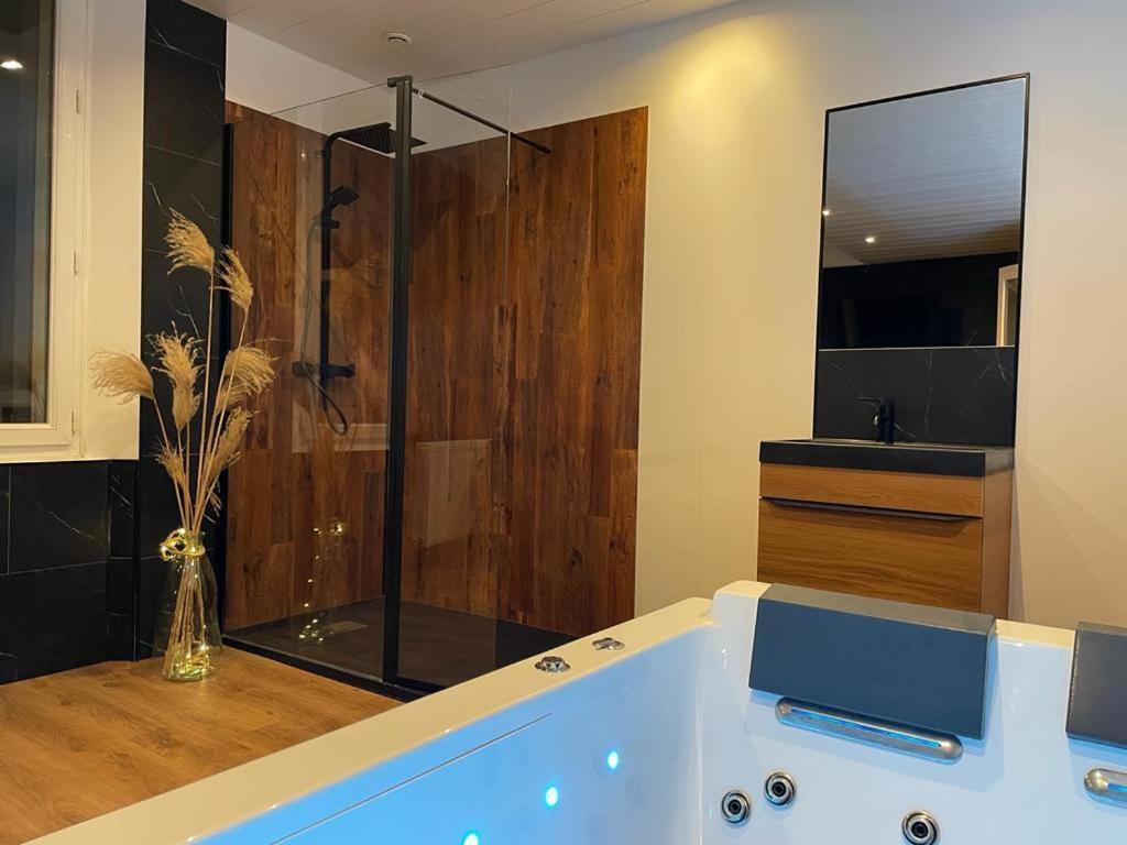 Elo Spa Saint-Quentin  Dış mekan fotoğraf